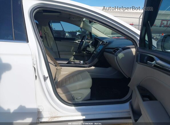 3FA6P0CD0KR150994 2019 FORD FUSION White Вид салону спереду