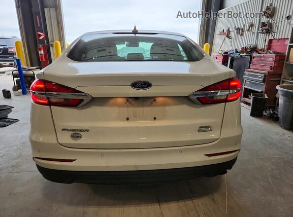 3FA6P0CD0KR172445 2019 FORD FUSION White Вид ззаду