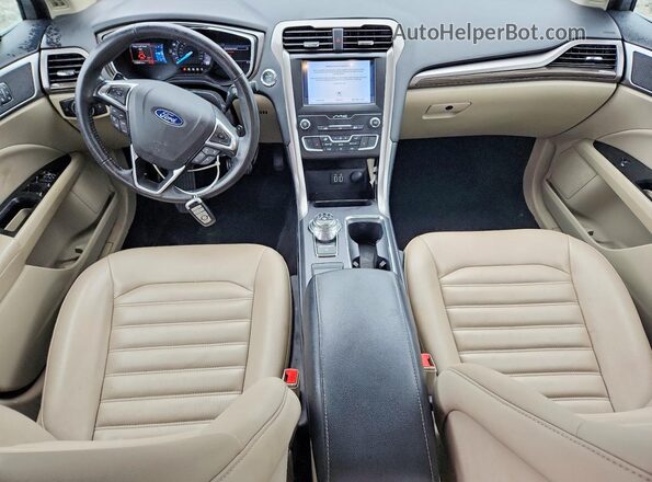 3FA6P0CD2KR219555 2019 FORD FUSION Gray Dashboard view
