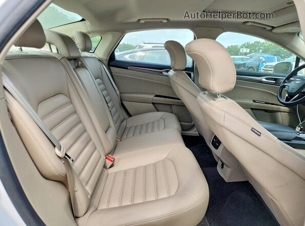 3FA6P0CD3KR141187 2019 FORD FUSION White უკანა სავარძლების ხედი