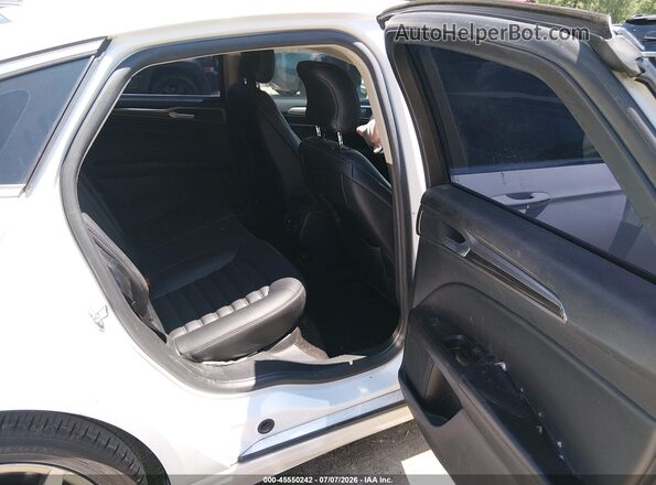 3FA6P0CD5KR141675 2019 FORD FUSION White Vista de la etiqueta del VIN