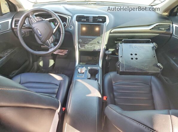 3FA6P0CD5LR185676 2020 FORD FUSION Black Dashboard view