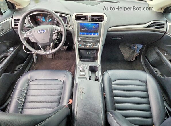3FA6P0CD7KR181644 2019 FORD FUSION Черный Вид панели приборов