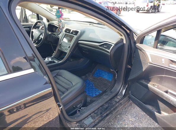 3FA6P0CD8KR237221 2019 FORD FUSION Черный Вид салона спереди