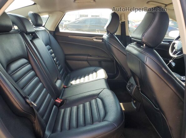 3FA6P0CD8LR195795 2020 FORD FUSION Gray Vista de los asientos traseros