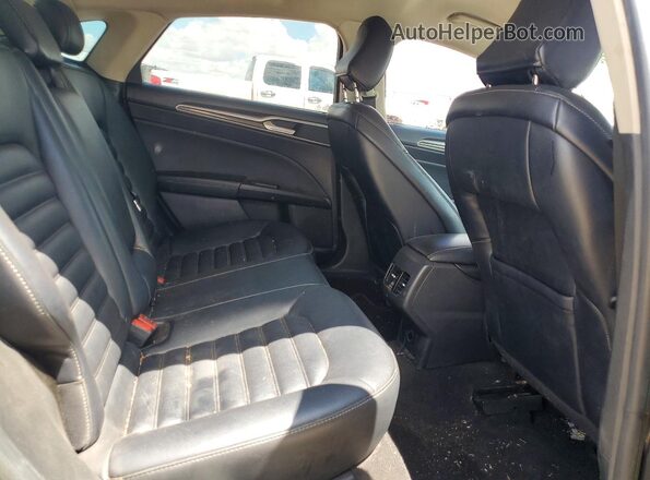 3FA6P0CD9LR153121 2020 FORD FUSION Charcoal Widok tylnych siedzeń