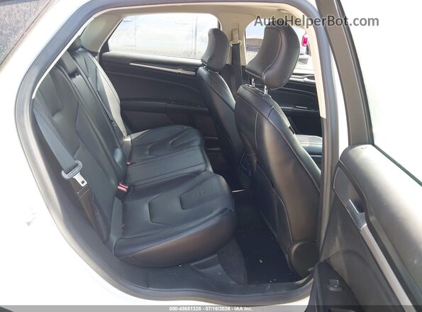 3FA6P0D90JR132018 2018 FORD FUSION White VIN კოდის სტიკერის ხედი