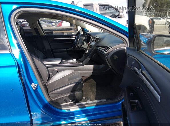 3FA6P0D90LR117084 2020 FORD FUSION Синий Вид салона спереди