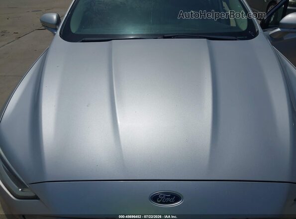 3FA6P0D91JR225971 2018 FORD FUSION Silver Դիմացի տեսք