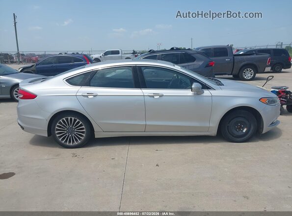 3FA6P0D91JR225971 2018 FORD FUSION Silver Սալոնի հետևի տեսք