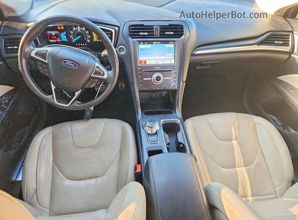 3FA6P0D92HR257404 2017 FORD FUSION Brown Vista del salpicadero