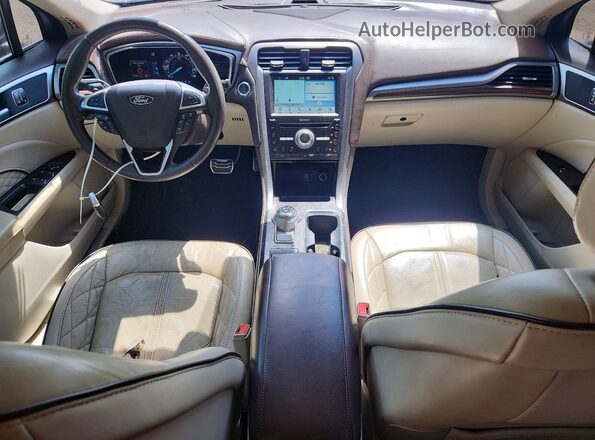 3FA6P0D92HR373167 2017 FORD FUSION Red Widok deski rozdzielczej