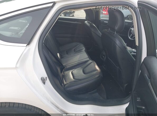 3FA6P0D93HR210592 2017 FORD FUSION White VIN კოდის სტიკერის ხედი