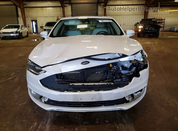 3FA6P0D93JR189703 2018 FORD FUSION Белый Вид спереди