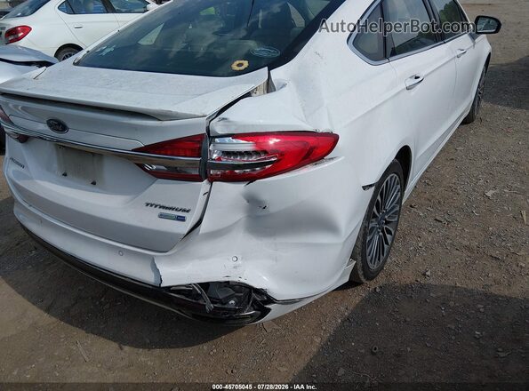 3FA6P0D94JR168987 2018 FORD FUSION Белый Вид спереди