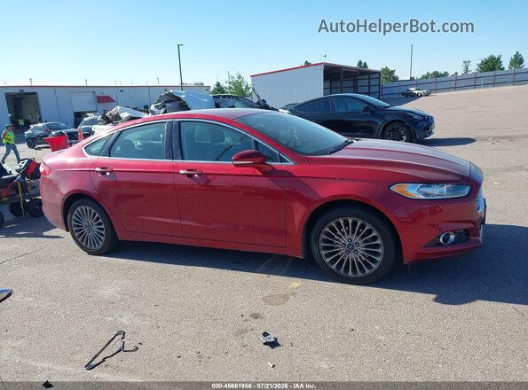 3FA6P0D97GR108629 2016 FORD FUSION Красный Вид задней части салона