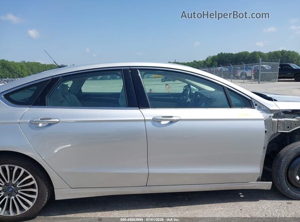 3FA6P0D97JR168403 2018 FORD FUSION Silver სალონის 360-გრადუსიანი ხედი