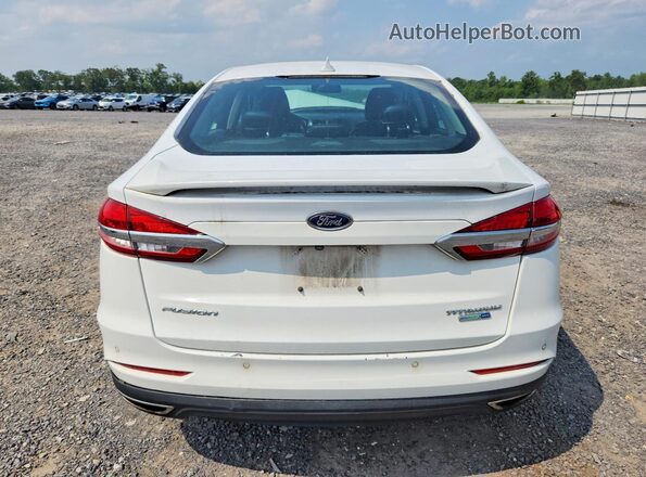 3FA6P0D97KR153045 2019 FORD FUSION Белый Вид сзади