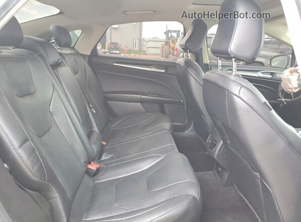 3FA6P0D99LR176103 2020 FORD FUSION White Vista de los asientos traseros