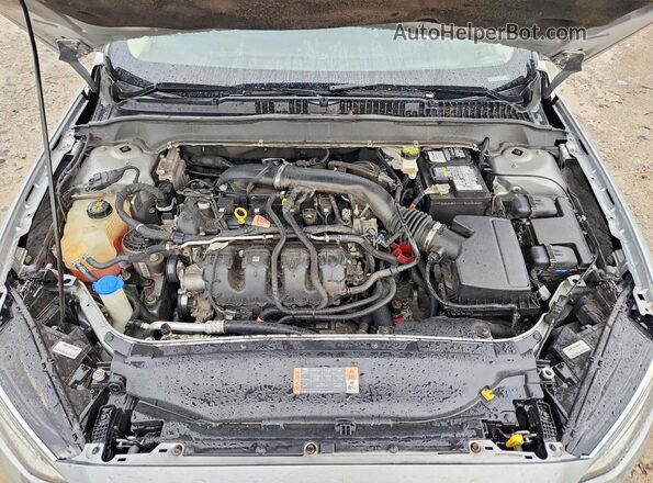 3FA6P0D9XLR138167 2020 FORD FUSION Silver Widok wnętrza z tyłu