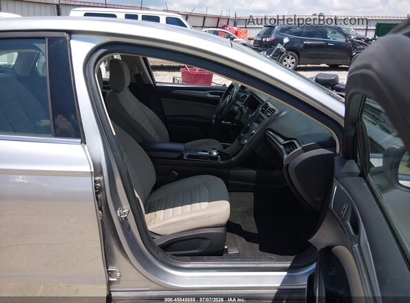 3FA6P0G70LR228356 2020 FORD FUSION Silver წინა სალონის ხედი