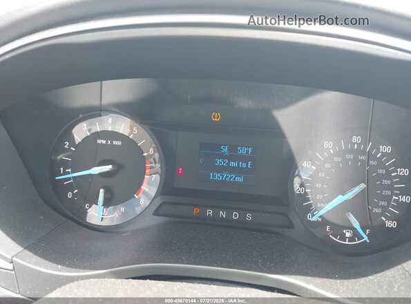 3FA6P0G71GR254034 2016 FORD FUSION White Vista de los asientos traseros