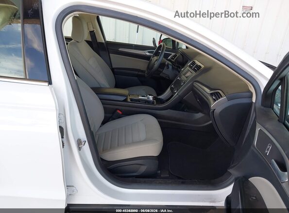 3FA6P0G71LR201568 2020 FORD FUSION Белый Вид салона спереди
