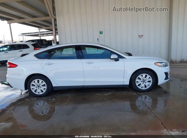 3FA6P0G71LR201568 2020 FORD FUSION Белый Вид задней части салона