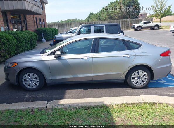 3FA6P0G71LR232934 2020 FORD FUSION Silver Rear interior view