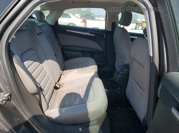 3FA6P0G73GR345466 2016 FORD FUSION Gray Widok tylnych siedzeń