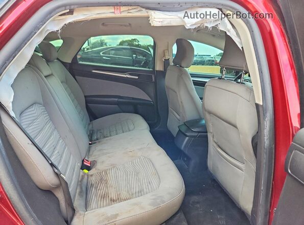 3FA6P0G73GR402877 2016 FORD FUSION Red Widok tylnych siedzeń