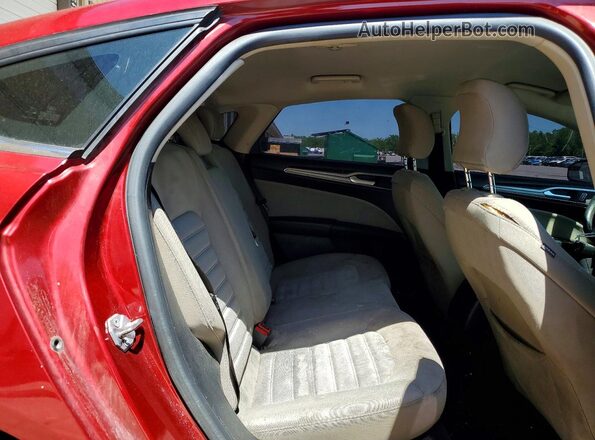 3FA6P0G74HR404543 2017 FORD FUSION Red Widok tylnych siedzeń