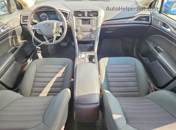3FA6P0G74JR222489 2018 FORD FUSION Синий Вид панели приборов