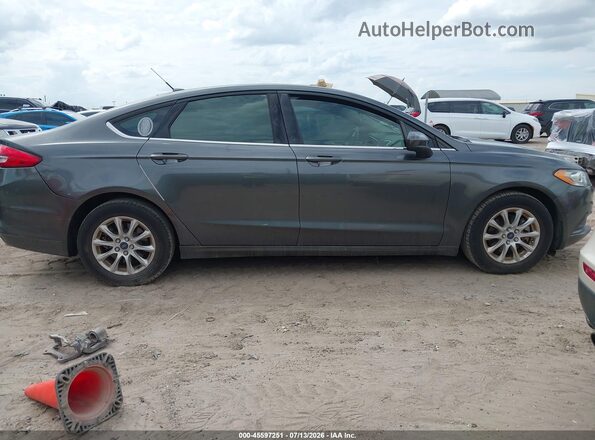 3FA6P0G75HR349679 2017 FORD FUSION Gray Rear interior view