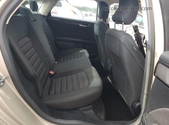 3FA6P0G75JR174775 2018 FORD FUSION Beige უკანა სავარძლების ხედი