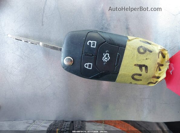 3FA6P0G76GR116067 2016 FORD FUSION Красный Вид панели приборов