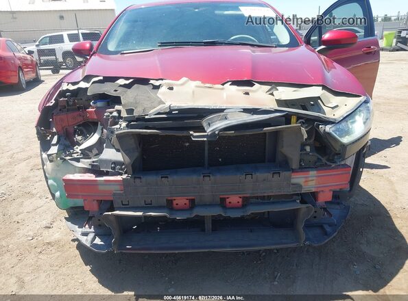 3FA6P0G76GR116067 2016 FORD FUSION Красный Вид задней части салона