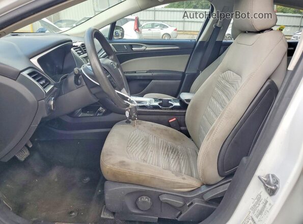 3FA6P0G76GR121124 2016 FORD FUSION White Вид салону спереду