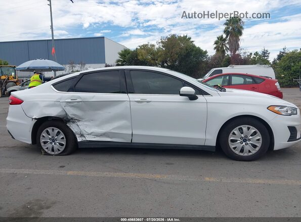 3FA6P0G76LR112806 2020 FORD FUSION White Вид задньої частини салону