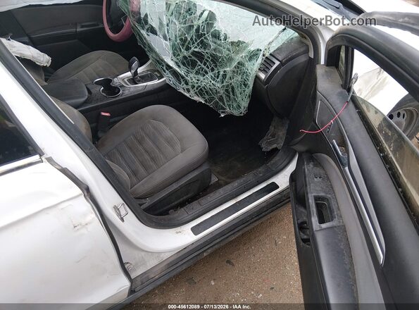 3FA6P0G77GR224259 2016 FORD FUSION White Front interior view