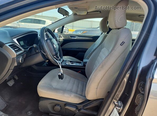 3FA6P0G77HR190003 2017 FORD FUSION Gray წინა სალონის ხედი