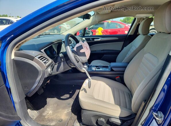 3FA6P0G78JR211432 2018 FORD FUSION Синий Вид салона спереди