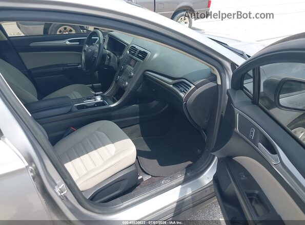 3FA6P0G79LR233247 2020 FORD FUSION Silver Widok wnętrza z przodu