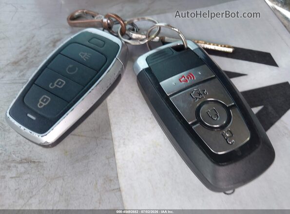 3FA6P0H70HR116551 2017 FORD FUSION Silver წინა პანელის ხედი