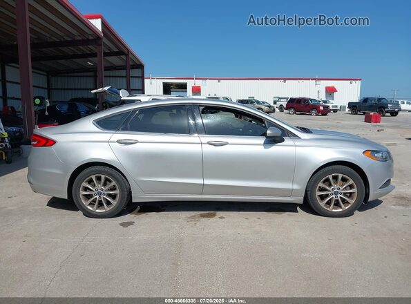 3FA6P0H70HR227892 2017 FORD FUSION Silver Սալոնի հետևի տեսք