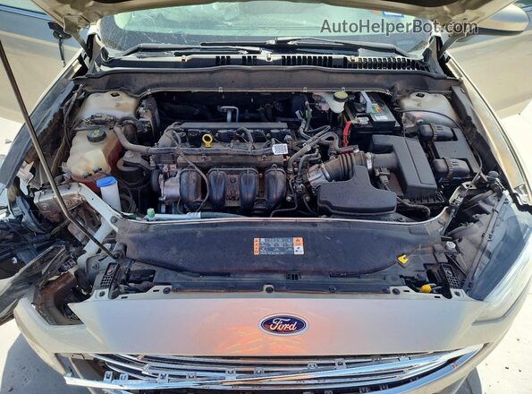 3FA6P0H70JR114675 2018 FORD FUSION Бежевый Вид задней части салона