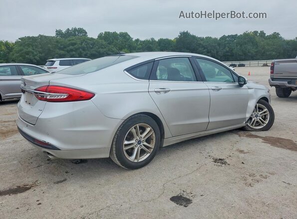 3FA6P0H70JR136028 2018 FORD FUSION Silver Tył prawy