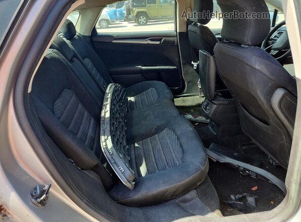 3FA6P0H71GR223249 2016 FORD FUSION Серебряный Вид задних сидений