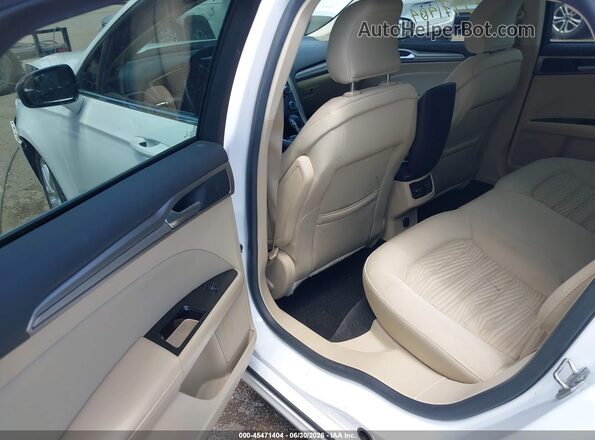 3FA6P0H71GR307751 2016 FORD FUSION White VIN კოდის სტიკერის ხედი