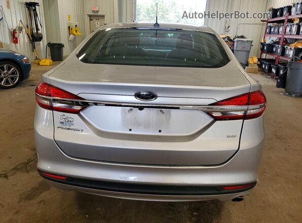 3FA6P0H71HR171641 2017 FORD FUSION Серебряный Вид сзади